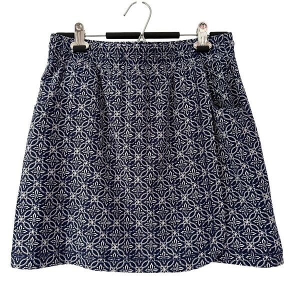 Talbots Pants - T by Talbots Faux Wrap Skort Blue White Medallion Print Pockets, Size S